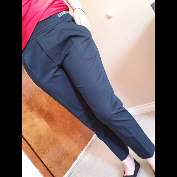 Zara Pants - ZARA Trafaluc Collection Cropped Pants Size M